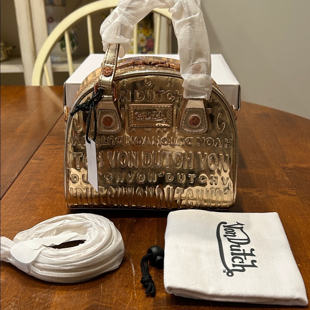 NWT Von Dutch Metallic Rose Gold Satchel Full Inclusion - Picture 11 of 11